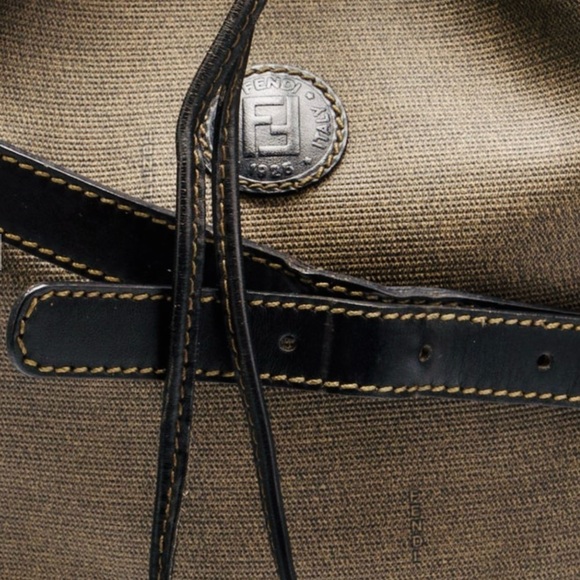 Fendi Vintage Bucket Bag✨ gorgeous💕 - Picture 11 of 15